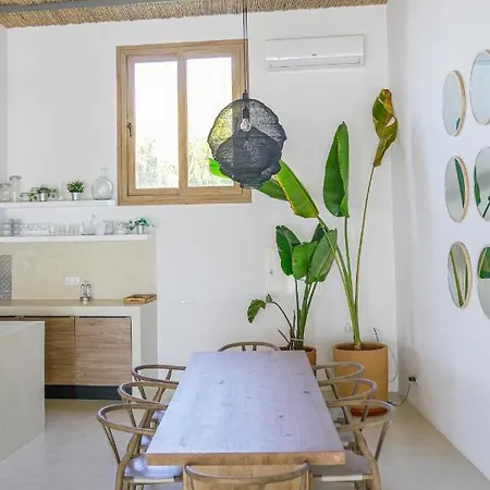 Moott Homes Costacabana Apartment *